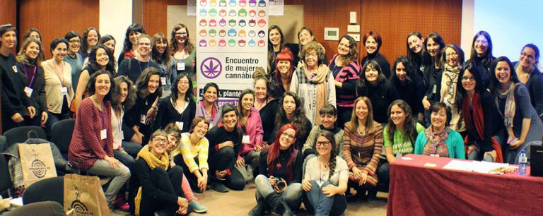 Las mujeres reclaman su voz en el movimiento cannábico
